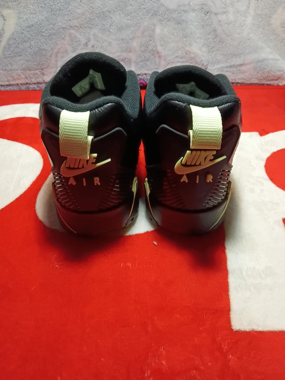 Jordan Flights Size 7y/8.5w. Brand New